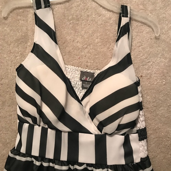 Black and white tunic - Picture 2 of 3